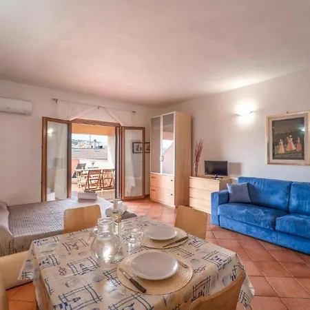 Apartment Relaxing Cristal Blu Studio Sleeps 3 Num1489 Santa Teresa Gallura