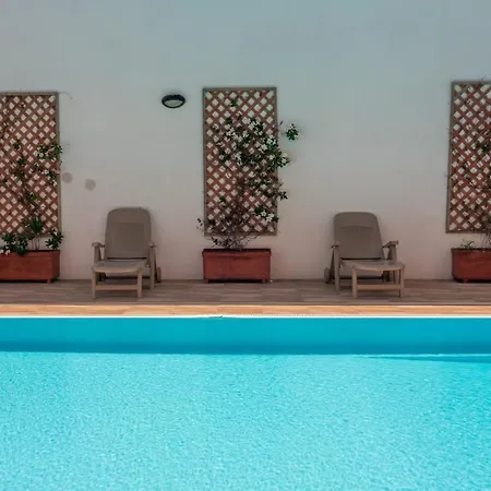 Апартаменты Relaxing Cristal Blu Sleeps 3 Num1489 *