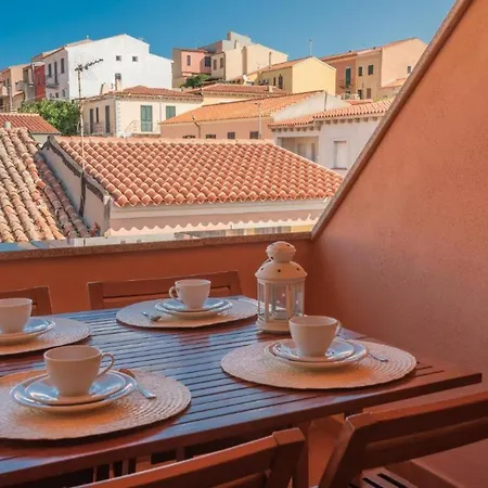Apartment Relaxing Cristal Blu Studio Sleeps 3 Num1489 Santa Teresa Gallura